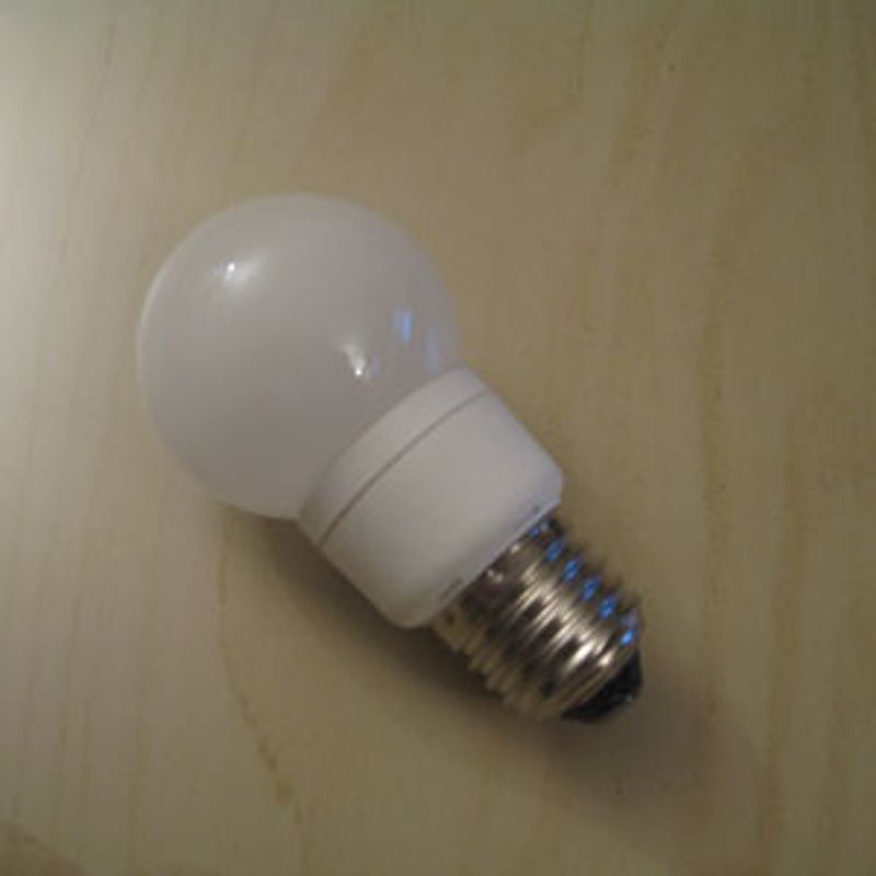E27 50mm LED pære 230V, kaldhvit, grønnn el. blå