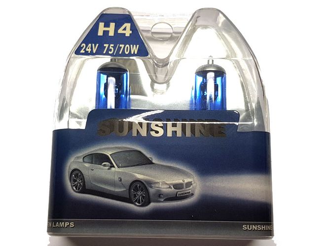 Hovedbilde 24V H4 x 2 stk Super Hvite ...